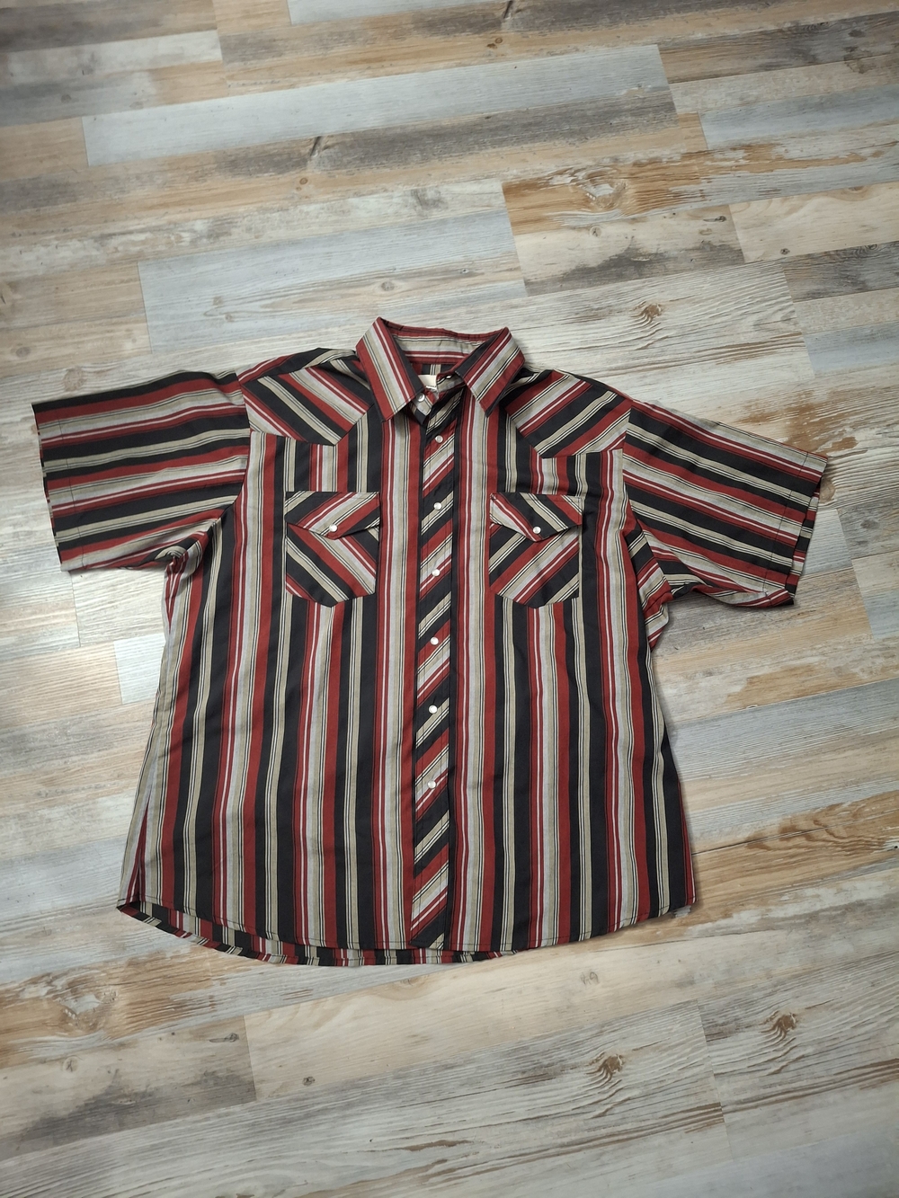 Rustler By Wrangler Short-Sleeve Striped Pearl Snap XL Shirt - Red, Black, Tan